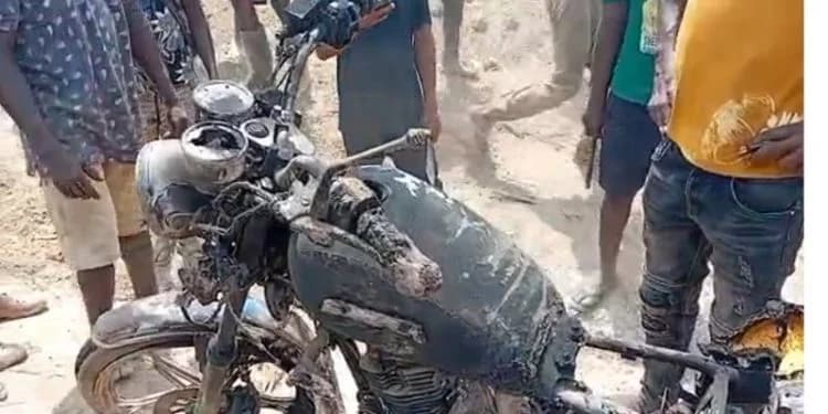 Violent Chieftaincy Conflict in Kpandai Leaves Two Critically Injured Over Gravel Pit Dispute