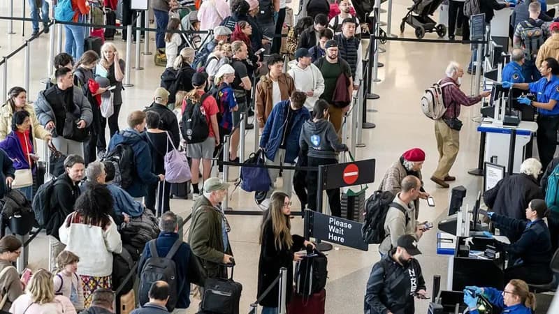 Record Snowstorm Paralyses US East Coast: Over 5,000 Flights Cancelled and Historic Snowfall Recorded