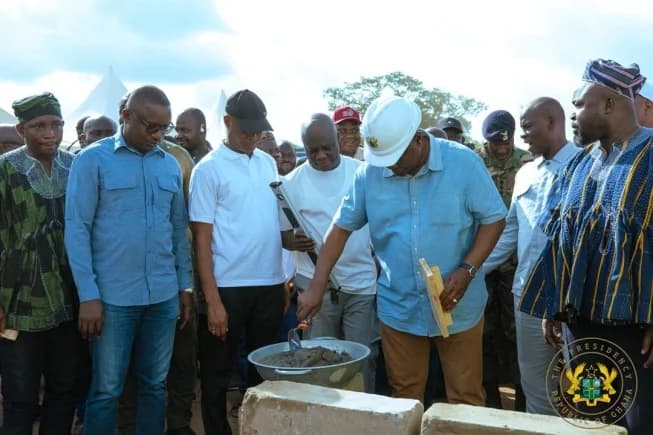 Bole to get 'largest' 24-hour economy market; President Mahama cuts sod