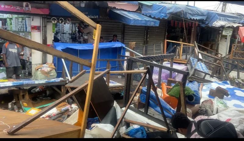 Tiptoe Lane Traders Count Losses Following Rains as Numatter Recycling Plant Promises Relief for Accra’s Flood Challenges