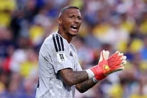 Curacao's Record-Equalling Goalkeeper Anchors Historic Performance Against Ecuador