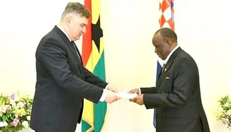 Benedict Batabe Assorow (right), Ambassador of Ghana to Croatia, presenting his letters of credence to President Zoran Milanovic of Croatia