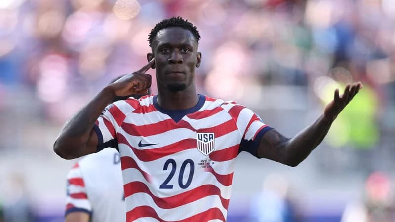 Folarin Balogun Scores and Sees Red as United States Advance to World Cup Last 16