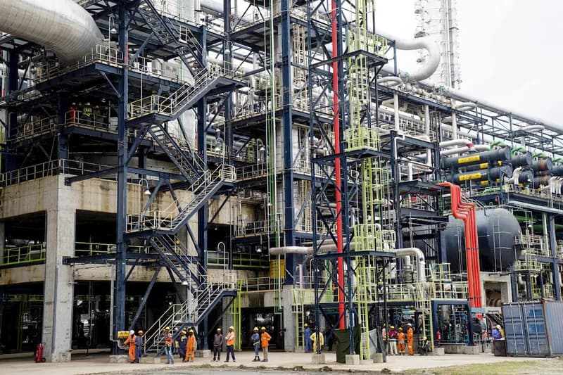 Global Oil Prices Surge Amid U.S.-Iran Tensions as Dangote and UTM Offshore Advance Major African Energy Projects
