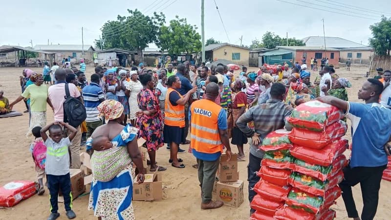 President Mahama and Rebecca Foundation Lead Humanitarian Support for Flood Victims and Pediatric Care