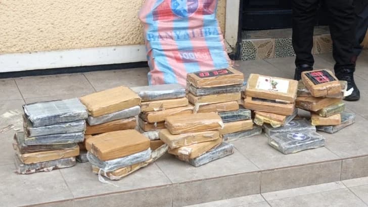 Tema: Seized suspected cocaine in port enclave has street value of US$6.928 million - Police