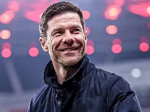 Xabi Alonso Moved by Warm Reception During First Home Match as Chelsea Manager