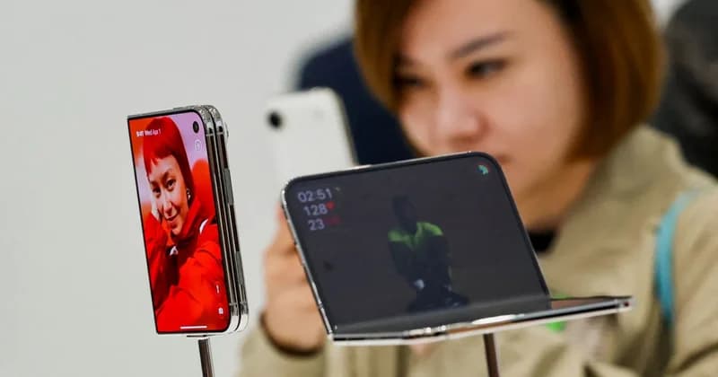 Apple CEO John Ternus Unveils $1,999 Foldable iPhone Duo and Siri AI