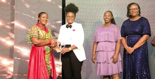 Gifty Owusu (2nd from left), Head of Sustainability; Valerie Ackwerh, Chief Legal, Risk and Compliance Officer; and Dorothy Tsidi, Chief Distribution Officer, receiving the award