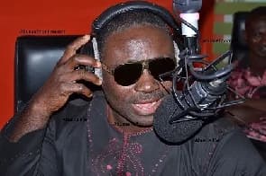 Radio Presenter Otwinoko’s Medical Tragedy and New Psychological Insights into Marital Communication Styles