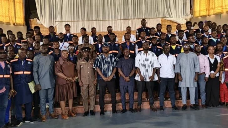 Newly certified electricians urged to embrace EV, solar technologies