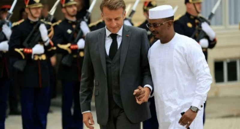 Emmanuel Macron hosts Mahamat Idriss Deby to redefine defense ties