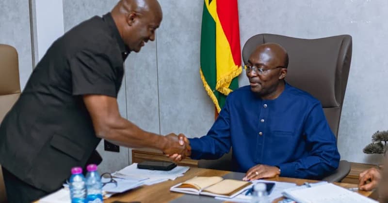 Mahamudu Bawumia meets GUTA to address high import duties