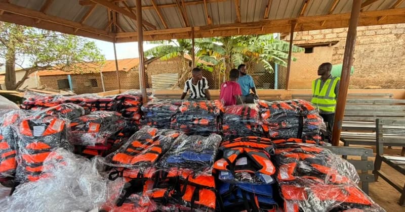 Ghana Maritime Authority donates 300 life jackets to Dambai boat operators