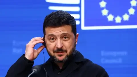 Reuters Ukrainian President Volodymyr Zelenskiy looks on during a press conference at a European Union leaders' summit in Brussels, Belgium, October 16, 2026.